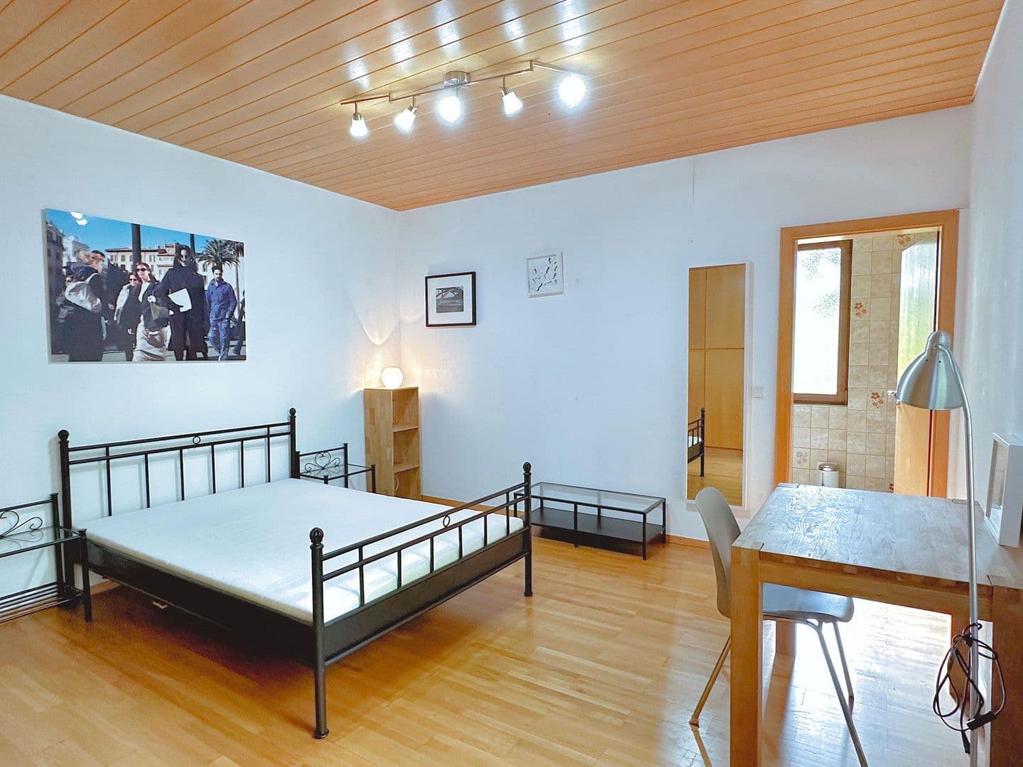 Pronájem bytu 3+1 88 m², Hebbelstraße 1, Stuttgart, Bádensko-Württembersko Pronájem bytu 3+1 88 m², Hebbelstraße 1, Stuttgart, Bádensko-Württembersko