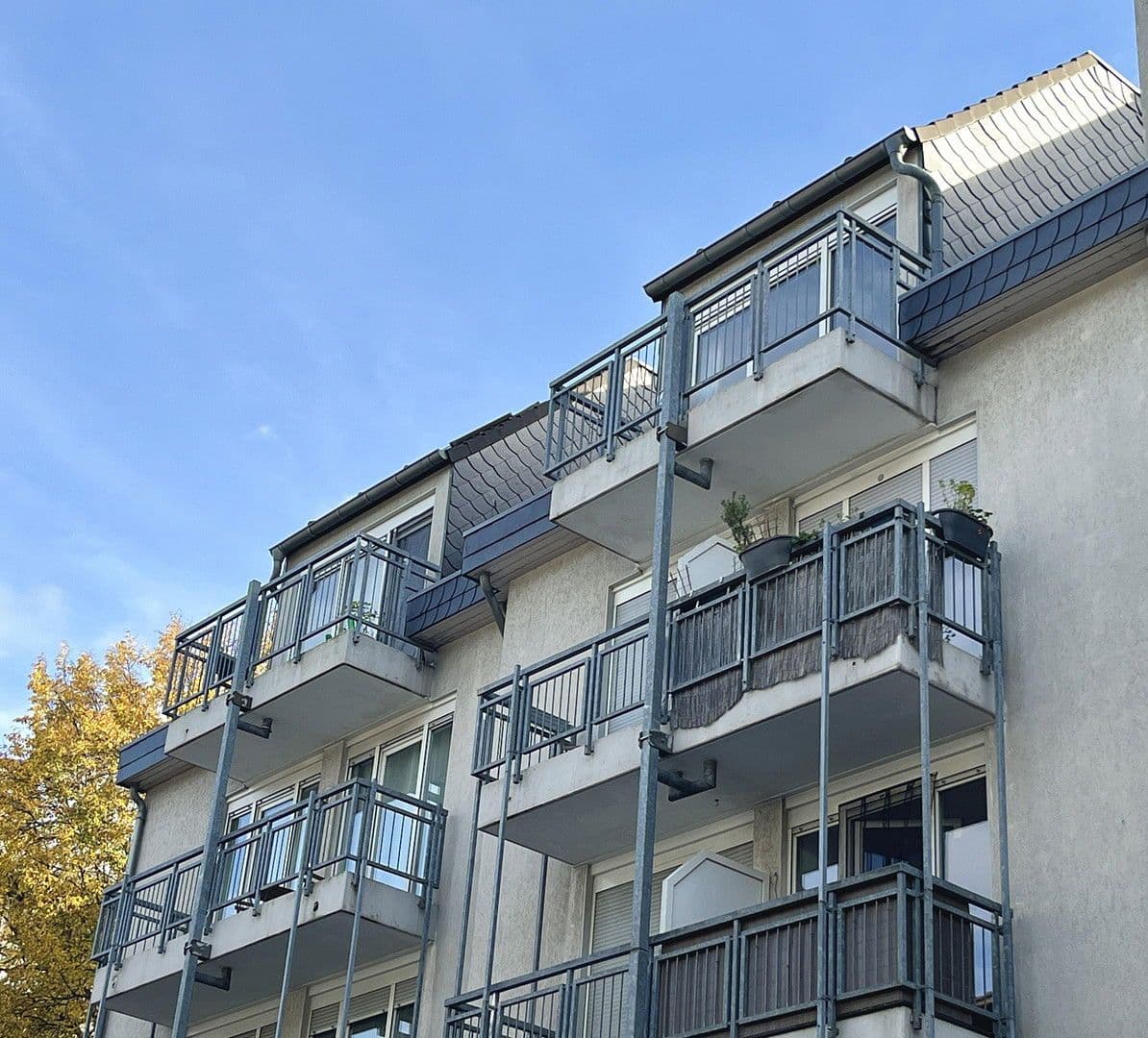 Prodej bytu 3+1 77 m², Bonn, Severní Porýní-Vestfálsko Prodej bytu 3+1 77 m², Bonn, Severní Porýní-Vestfálsko