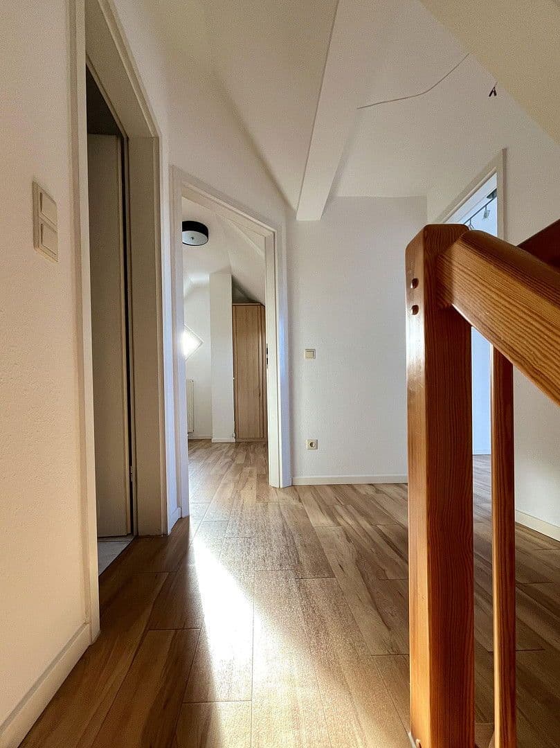Prodej bytu 3+1 77 m², Bonn, Severní Porýní-Vestfálsko Prodej bytu 3+1 77 m², Bonn, Severní Porýní-Vestfálsko