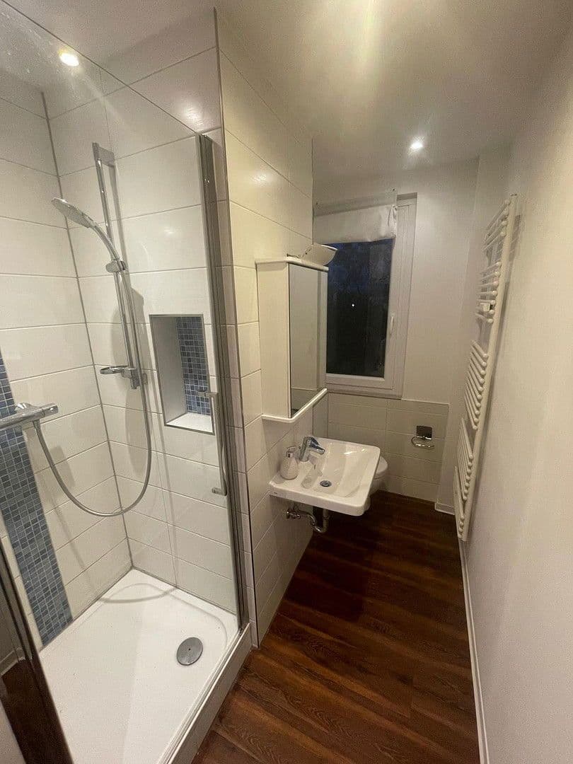 Pronájem bytu 2+1 48 m², Bernburger Str., Leipzig, Sasko Pronájem bytu 2+1 48 m², Bernburger Str., Leipzig, Sasko