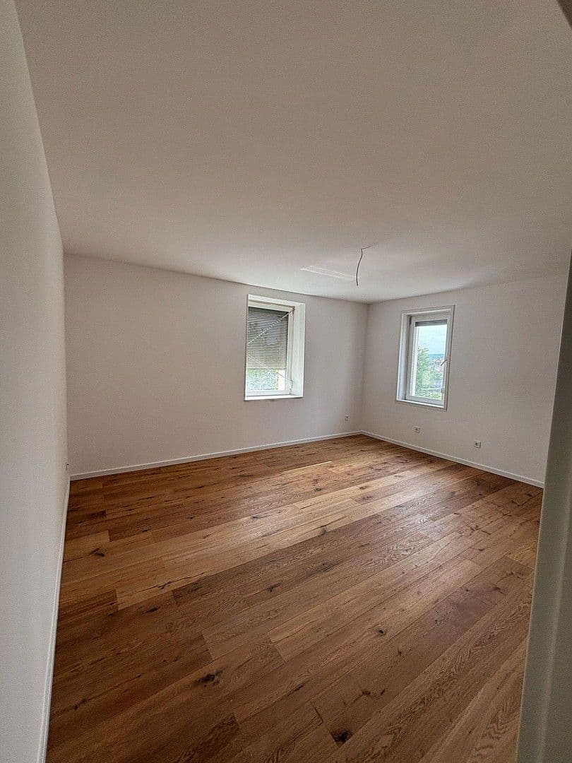 Pronájem bytu 3+1 70 m², Zabergäustr. 97, Stuttgart, Bádensko-Württembersko Pronájem bytu 3+1 70 m², Zabergäustr. 97, Stuttgart, Bádensko-Württembersko
