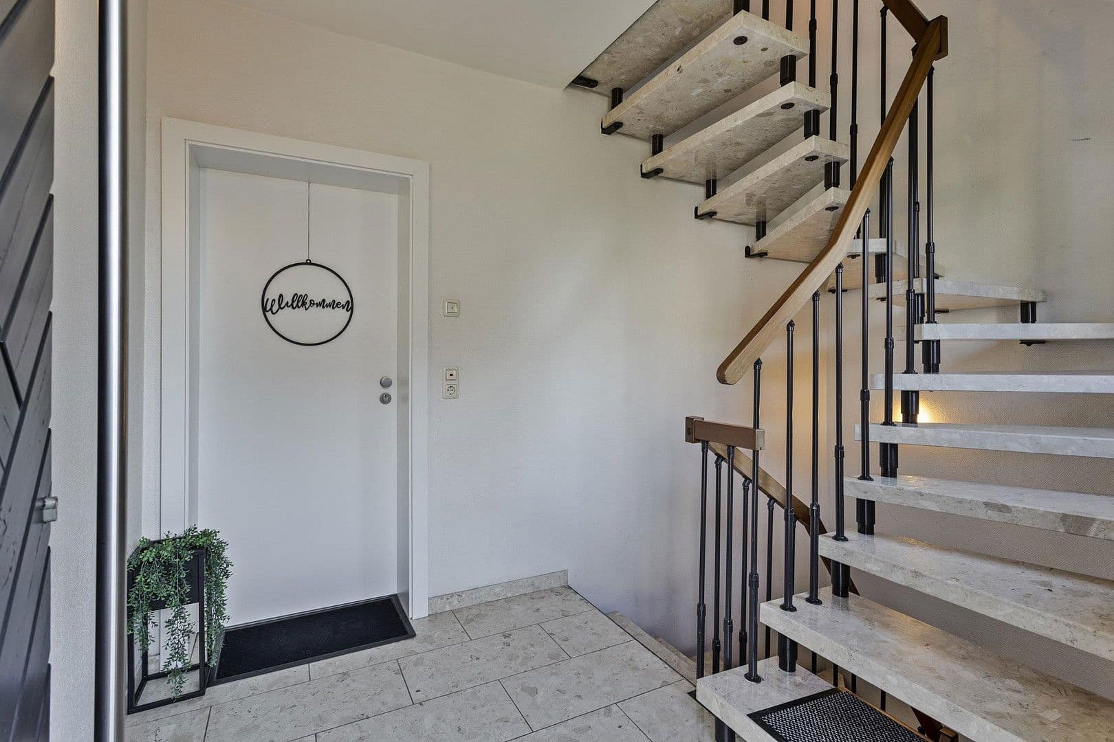 Pronájem bytu 3+1 102 m², Castrop-Rauxel, Severní Porýní-Vestfálsko Pronájem bytu 3+1 102 m², Castrop-Rauxel, Severní Porýní-Vestfálsko