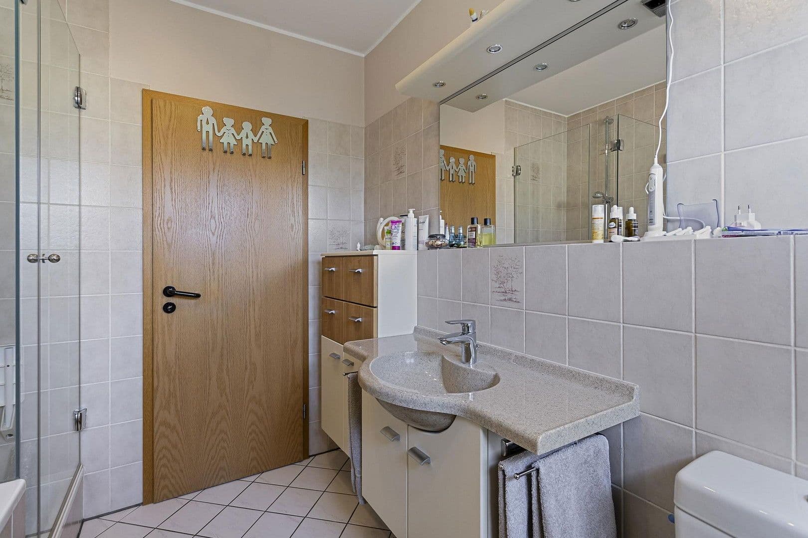 Pronájem bytu 3+1 102 m², Castrop-Rauxel, Severní Porýní-Vestfálsko Pronájem bytu 3+1 102 m², Castrop-Rauxel, Severní Porýní-Vestfálsko