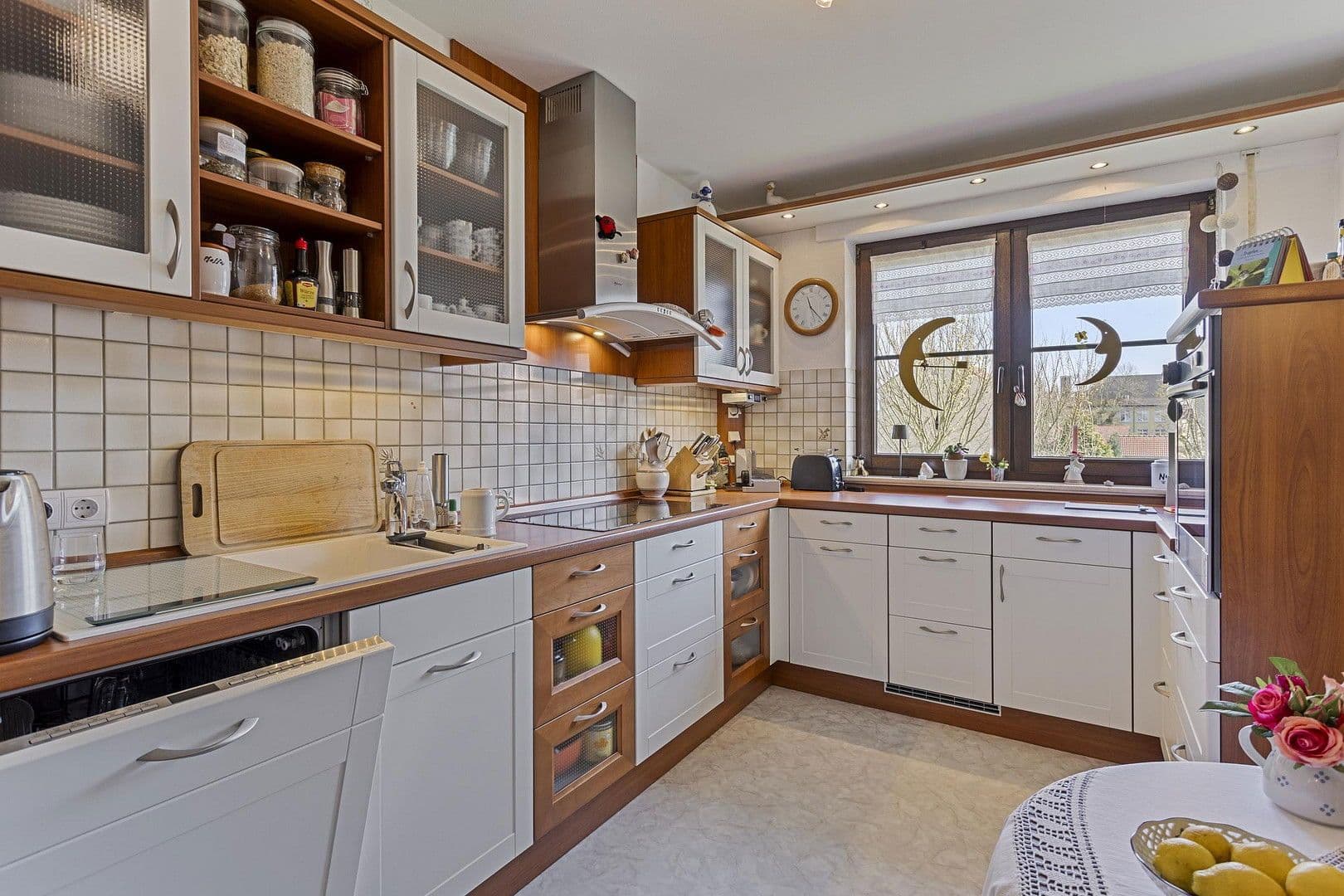 Pronájem bytu 3+1 102 m², Castrop-Rauxel, Severní Porýní-Vestfálsko Pronájem bytu 3+1 102 m², Castrop-Rauxel, Severní Porýní-Vestfálsko