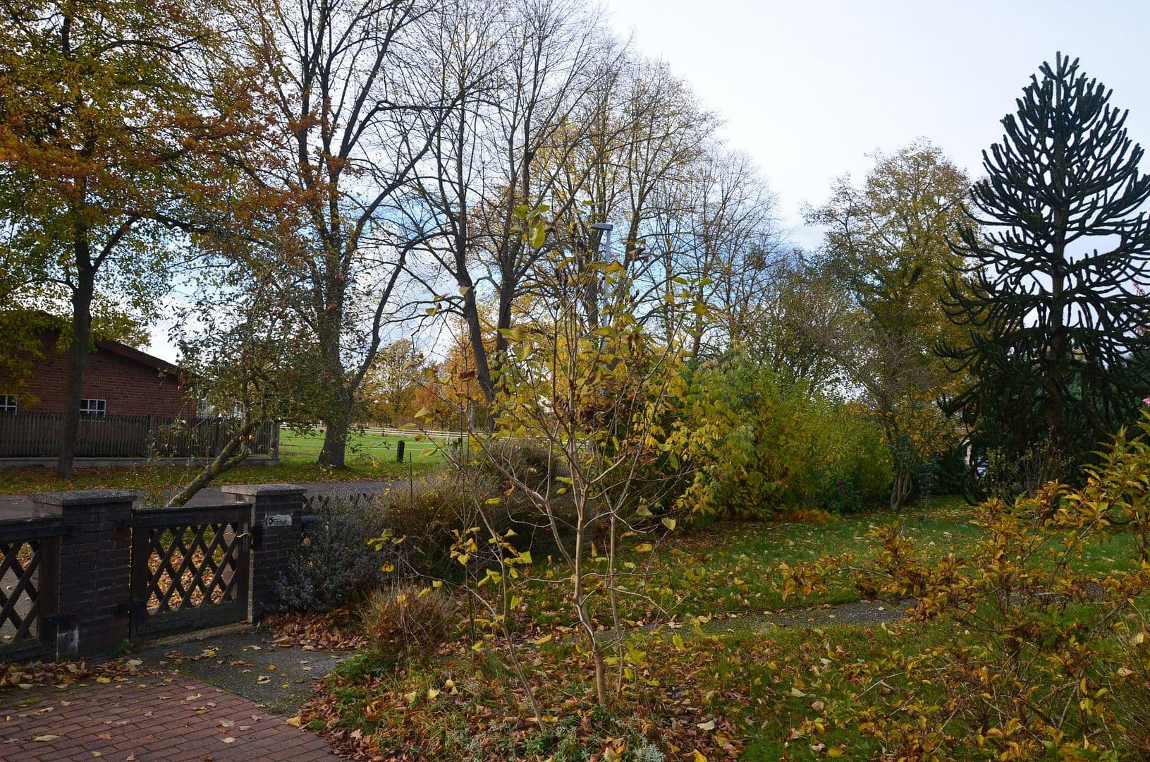 Prodej domu 115 m², pozemek 789 m², Garbsen, Dolní Sasko Prodej domu 115 m², pozemek 789 m², Garbsen, Dolní Sasko