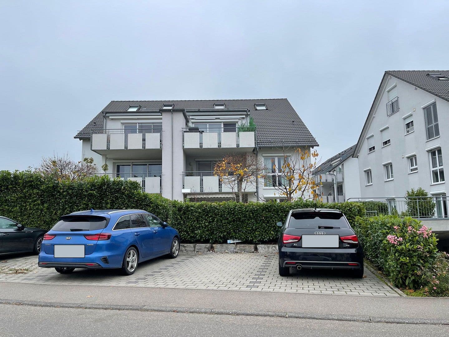 Prodej bytu 4+1 121 m², Hofgartenstraße 57, Neuenstadt am Kocher, Bádensko-Württembersko Prodej bytu 4+1 121 m², Hofgartenstraße 57, Neuenstadt am Kocher, Bádensko-Württembersko