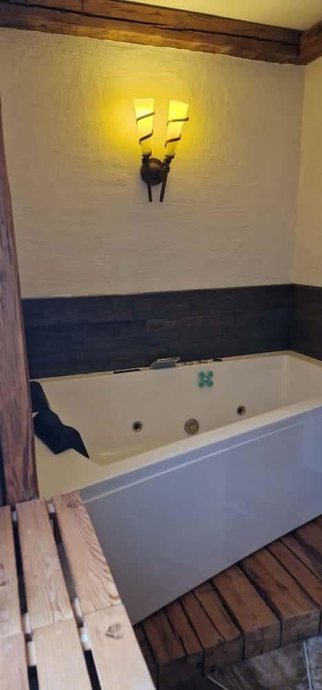 Prodej domu 486 m², pozemek 23.000 m², Bad Gottleuba-Berggießhübel, Sasko Prodej domu 486 m², pozemek 23.000 m², Bad Gottleuba-Berggießhübel, Sasko