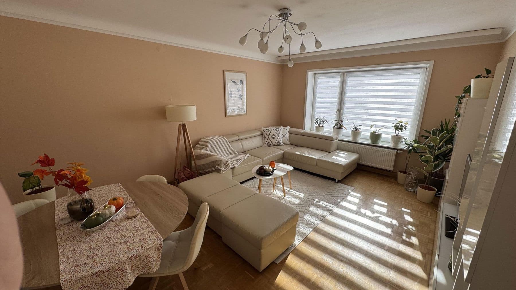 Pronájem bytu 3+1 85 m², Barsbütteler Straße 29, Hamburg, Hamburg Pronájem bytu 3+1 85 m², Barsbütteler Straße 29, Hamburg, Hamburg