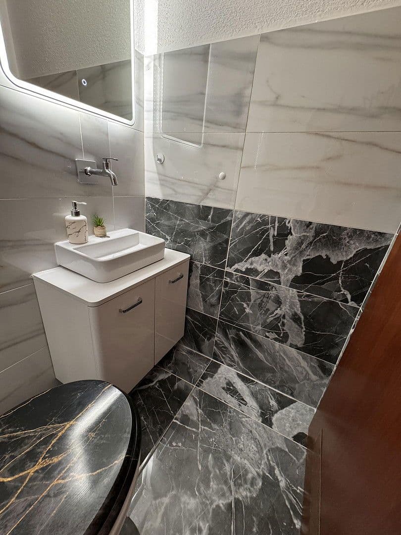 Prodej bytu 3+kk 80 m², Oberboihingen, Bádensko-Württembersko Prodej bytu 3+kk 80 m², Oberboihingen, Bádensko-Württembersko