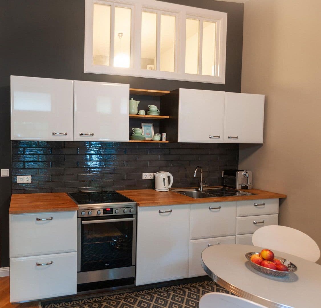 Prodej bytu 4+1 151 m², Berlin, Berlín Prodej bytu 4+1 151 m², Berlin, Berlín