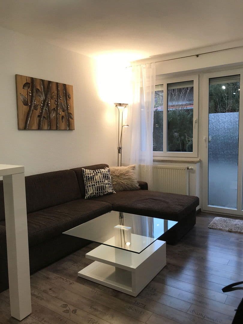 Pronájem bytu 2+1 44 m², Martin Behaim Str. 2, München, Bavorsko Pronájem bytu 2+1 44 m², Martin Behaim Str. 2, München, Bavorsko