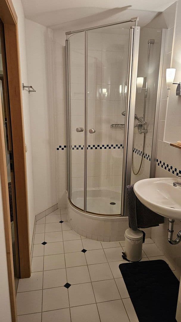 Prodej domu 100 m², pozemek 610 m², Ingolstadt, Bavorsko Prodej domu 100 m², pozemek 610 m², Ingolstadt, Bavorsko