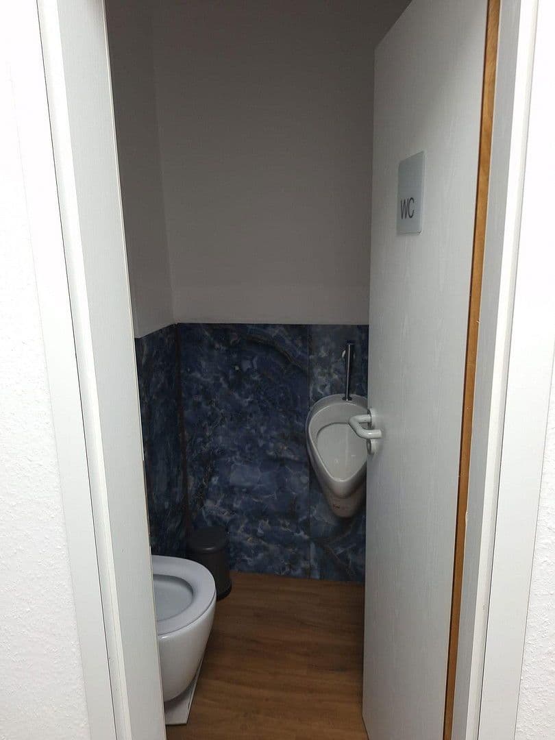 Pronájem kanceláře 165 m², Wuppertal, Severní Porýní-Vestfálsko Pronájem kanceláře 165 m², Wuppertal, Severní Porýní-Vestfálsko