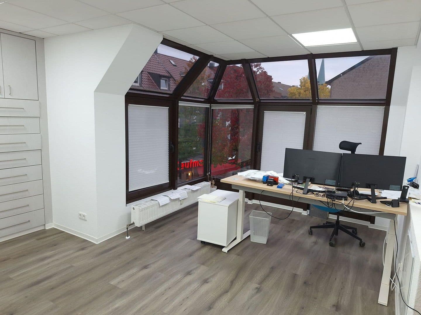 Pronájem kanceláře 165 m², Wuppertal, Severní Porýní-Vestfálsko Pronájem kanceláře 165 m², Wuppertal, Severní Porýní-Vestfálsko