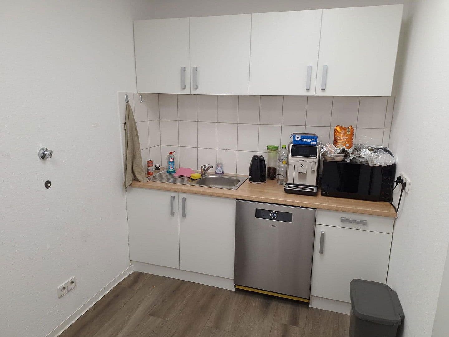 Pronájem kanceláře 165 m², Wuppertal, Severní Porýní-Vestfálsko Pronájem kanceláře 165 m², Wuppertal, Severní Porýní-Vestfálsko