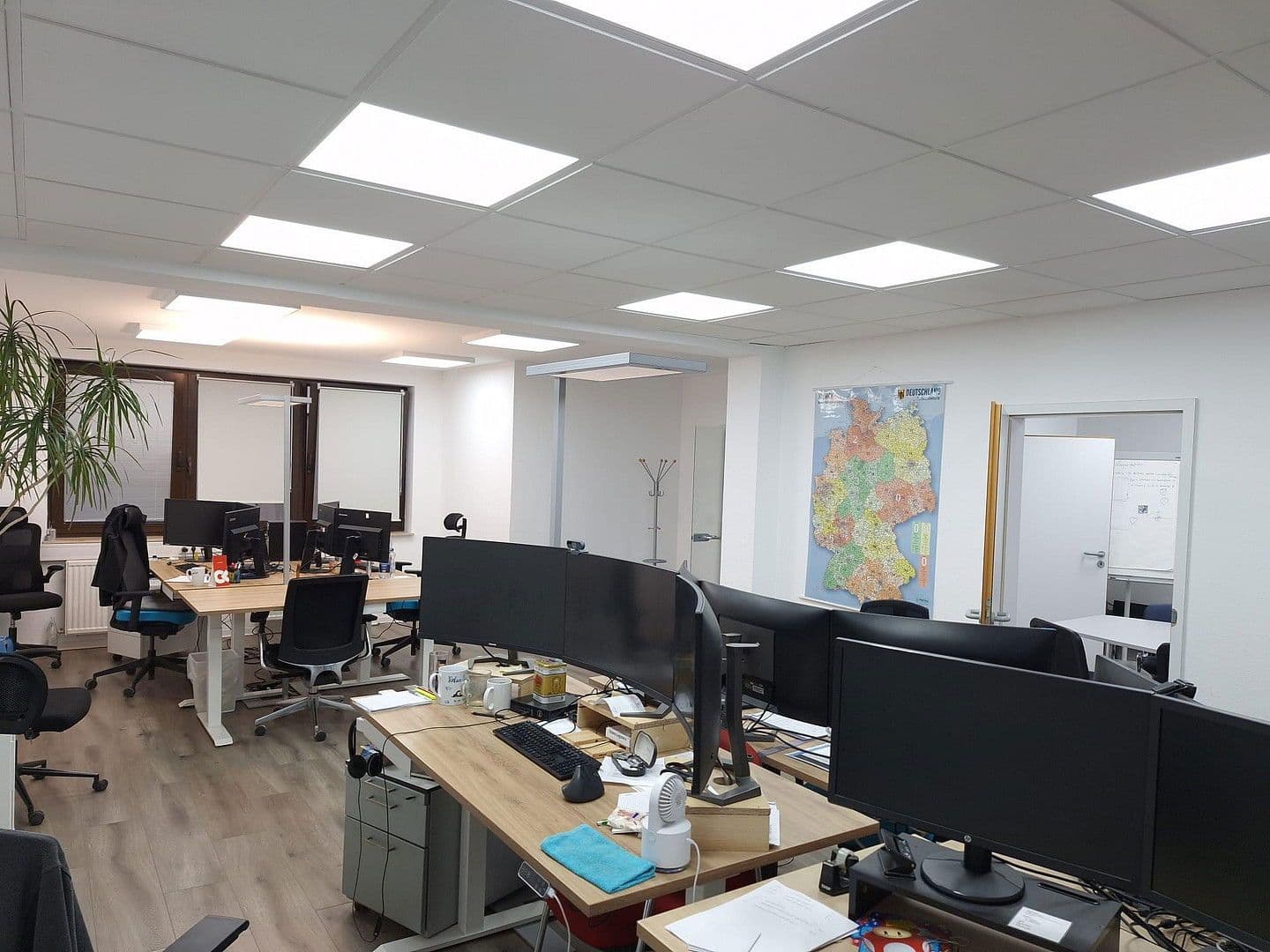 Pronájem kanceláře 165 m², Wuppertal, Severní Porýní-Vestfálsko Pronájem kanceláře 165 m², Wuppertal, Severní Porýní-Vestfálsko