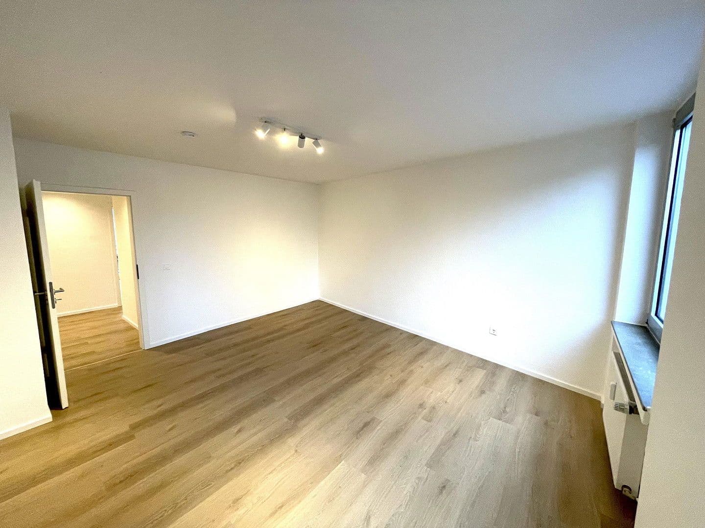 Pronájem bytu 3+1 78 m², Stadthausstrasse 9-11, Mainz, Porýní-Falc Pronájem bytu 3+1 78 m², Stadthausstrasse 9-11, Mainz, Porýní-Falc