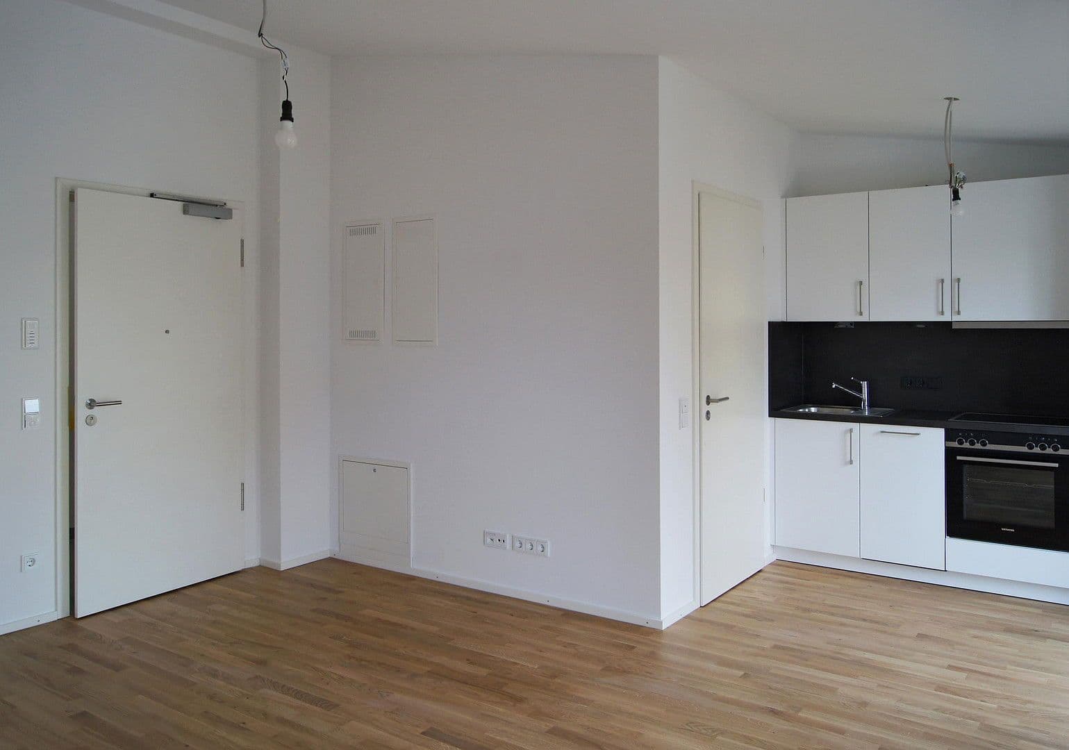 Pronájem bytu 1+1 29 m², Richard-Tauber-Straße 3, München, Bavorsko Pronájem bytu 1+1 29 m², Richard-Tauber-Straße 3, München, Bavorsko