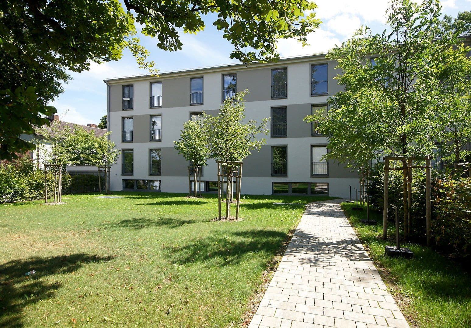 Pronájem bytu 1+1 29 m², Richard-Tauber-Straße 3, München, Bavorsko Pronájem bytu 1+1 29 m², Richard-Tauber-Straße 3, München, Bavorsko