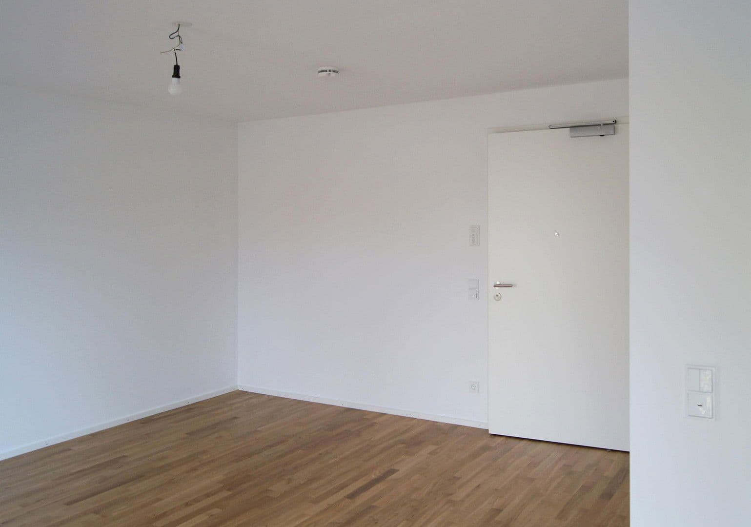 Pronájem bytu 1+1 29 m², Richard-Tauber-Straße 3, München, Bavorsko Pronájem bytu 1+1 29 m², Richard-Tauber-Straße 3, München, Bavorsko