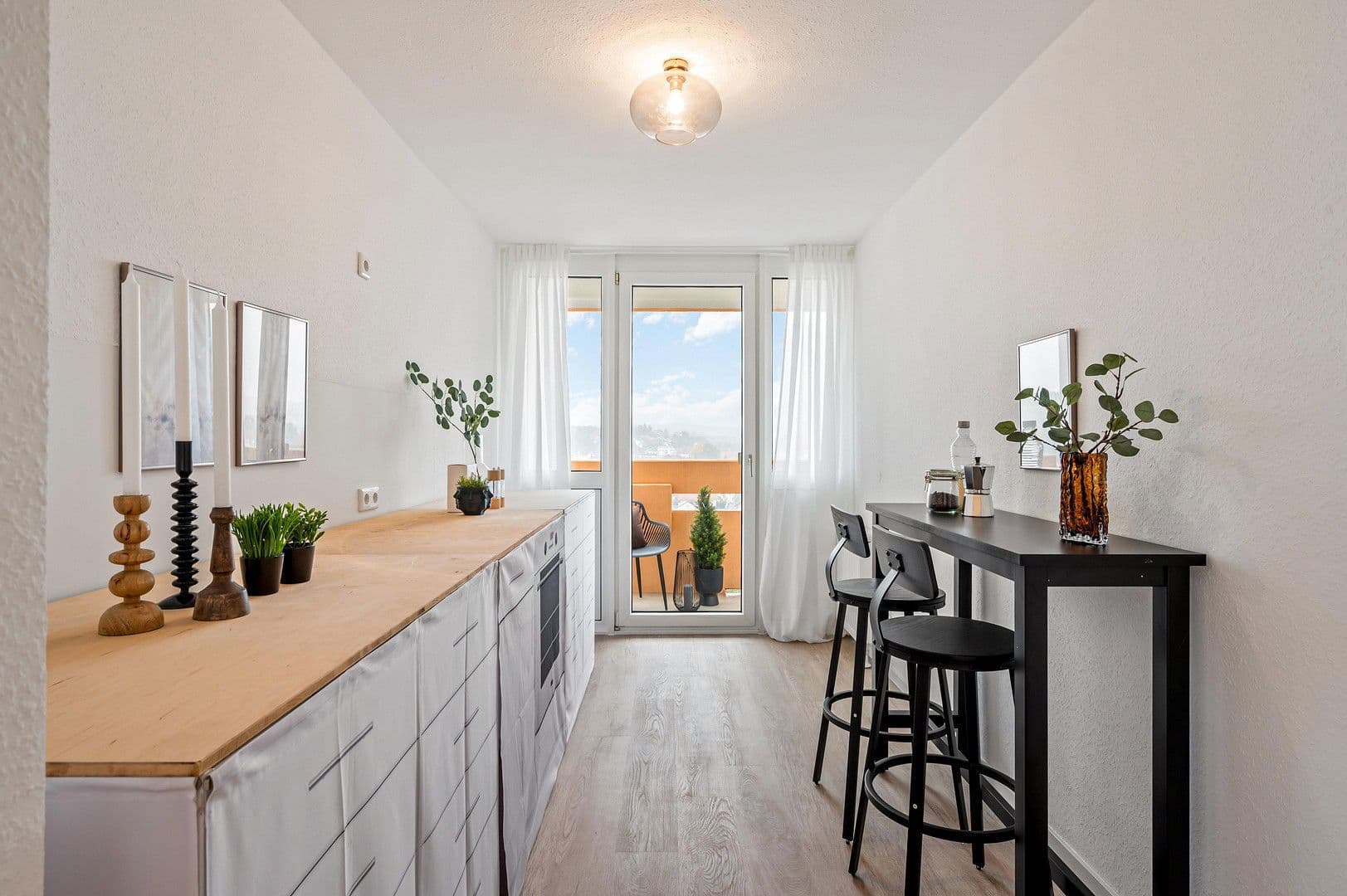 Prodej bytu 3+1 88 m², Breslauer Straße 2, Taunusstein, Hessen Prodej bytu 3+1 88 m², Breslauer Straße 2, Taunusstein, Hessen