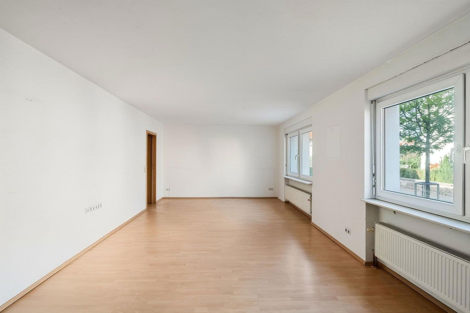 Prodej domu 170 m², pozemek 378 m², Langgasse 32, Mörfelden-Walldorf, Hessen Prodej domu 170 m², pozemek 378 m², Langgasse 32, Mörfelden-Walldorf, Hessen