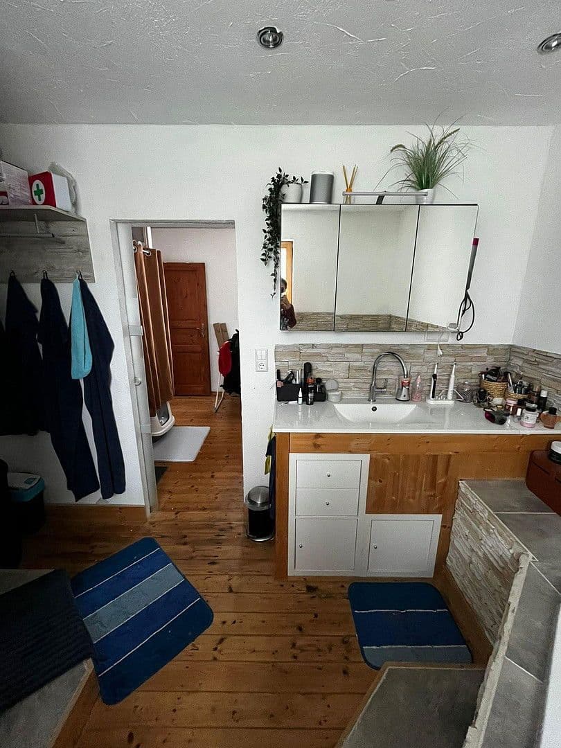 Prodej domu 309 m², pozemek 800 m², Ludwigstrasse 2 + 2a, Gönnheim, Porýní-Falc Prodej domu 309 m², pozemek 800 m², Ludwigstrasse 2 + 2a, Gönnheim, Porýní-Falc