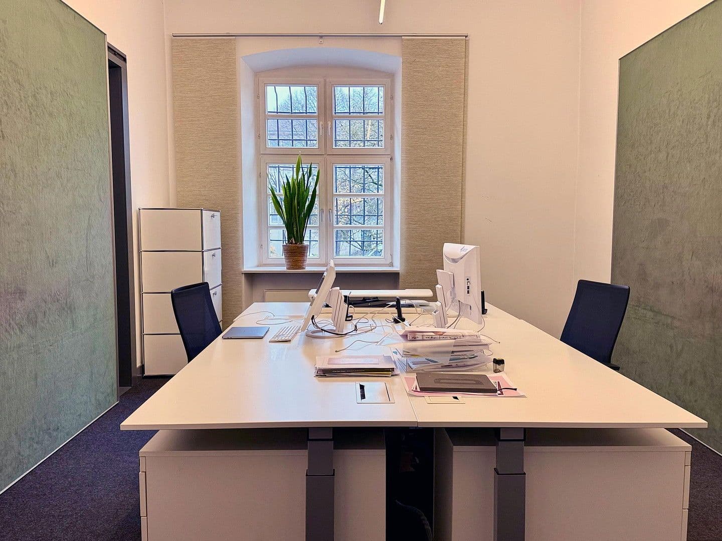 Pronájem kanceláře 400 m², Ludwigsburg, Bádensko-Württembersko Pronájem kanceláře 400 m², Ludwigsburg, Bádensko-Württembersko