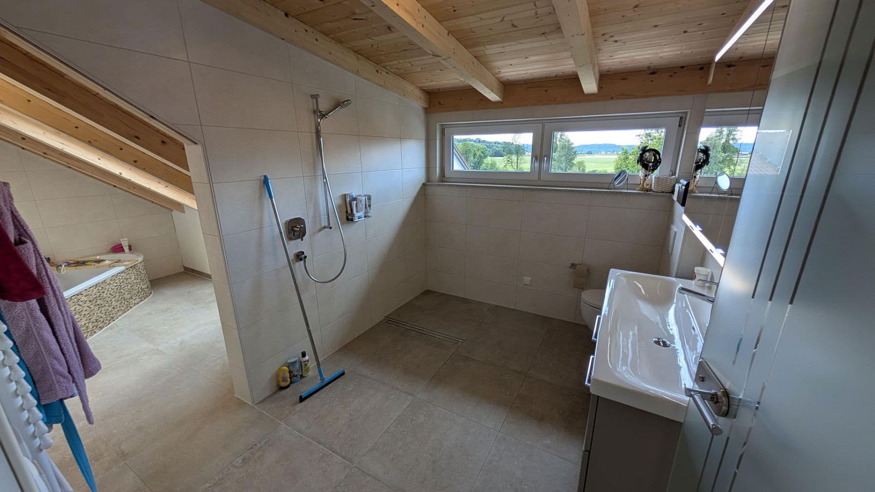 Pronájem domu 190 m², pozemek 578 m², Haiming, Bavorsko Pronájem domu 190 m², pozemek 578 m², Haiming, Bavorsko