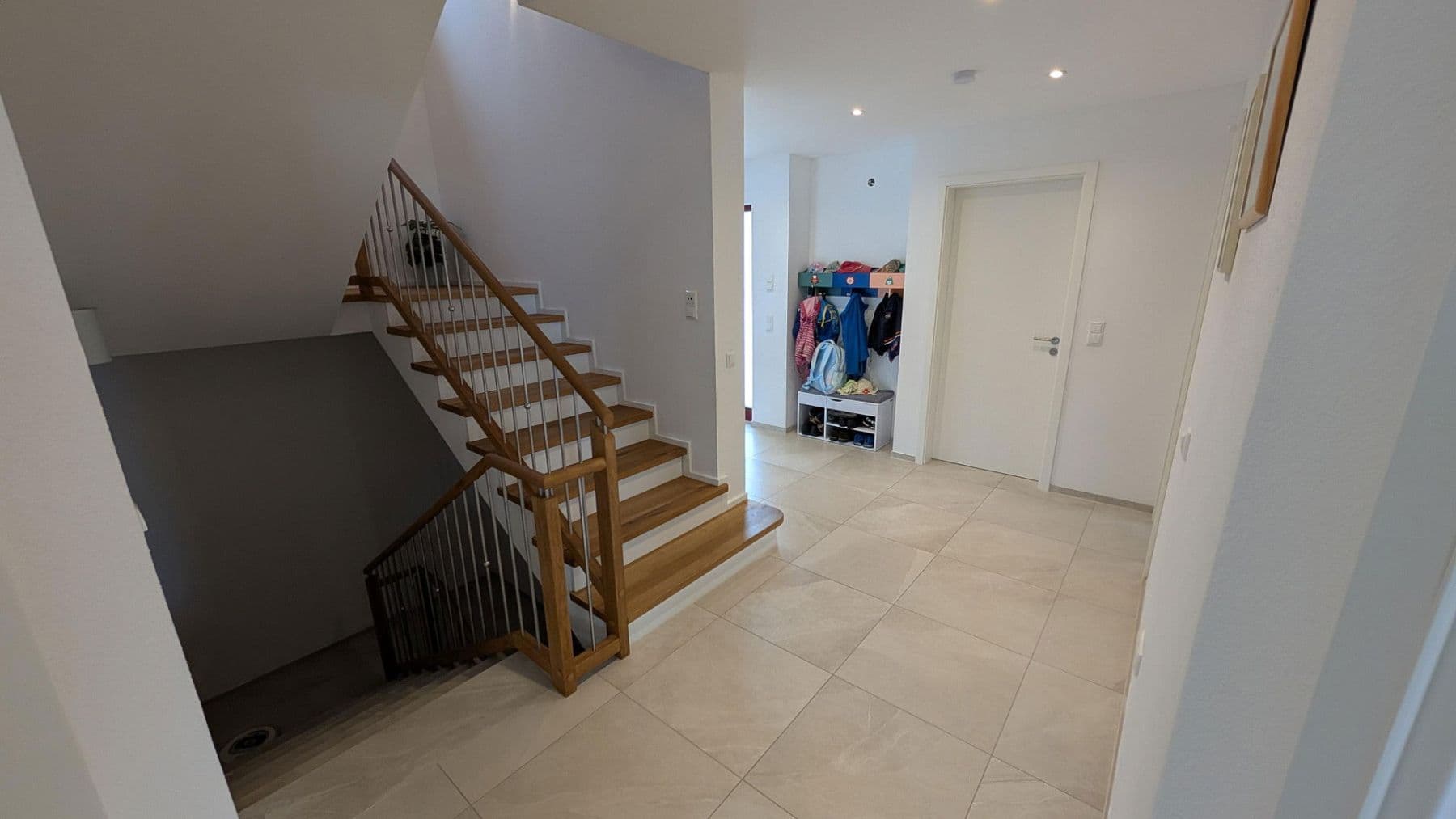 Pronájem domu 190 m², pozemek 578 m², Haiming, Bavorsko Pronájem domu 190 m², pozemek 578 m², Haiming, Bavorsko