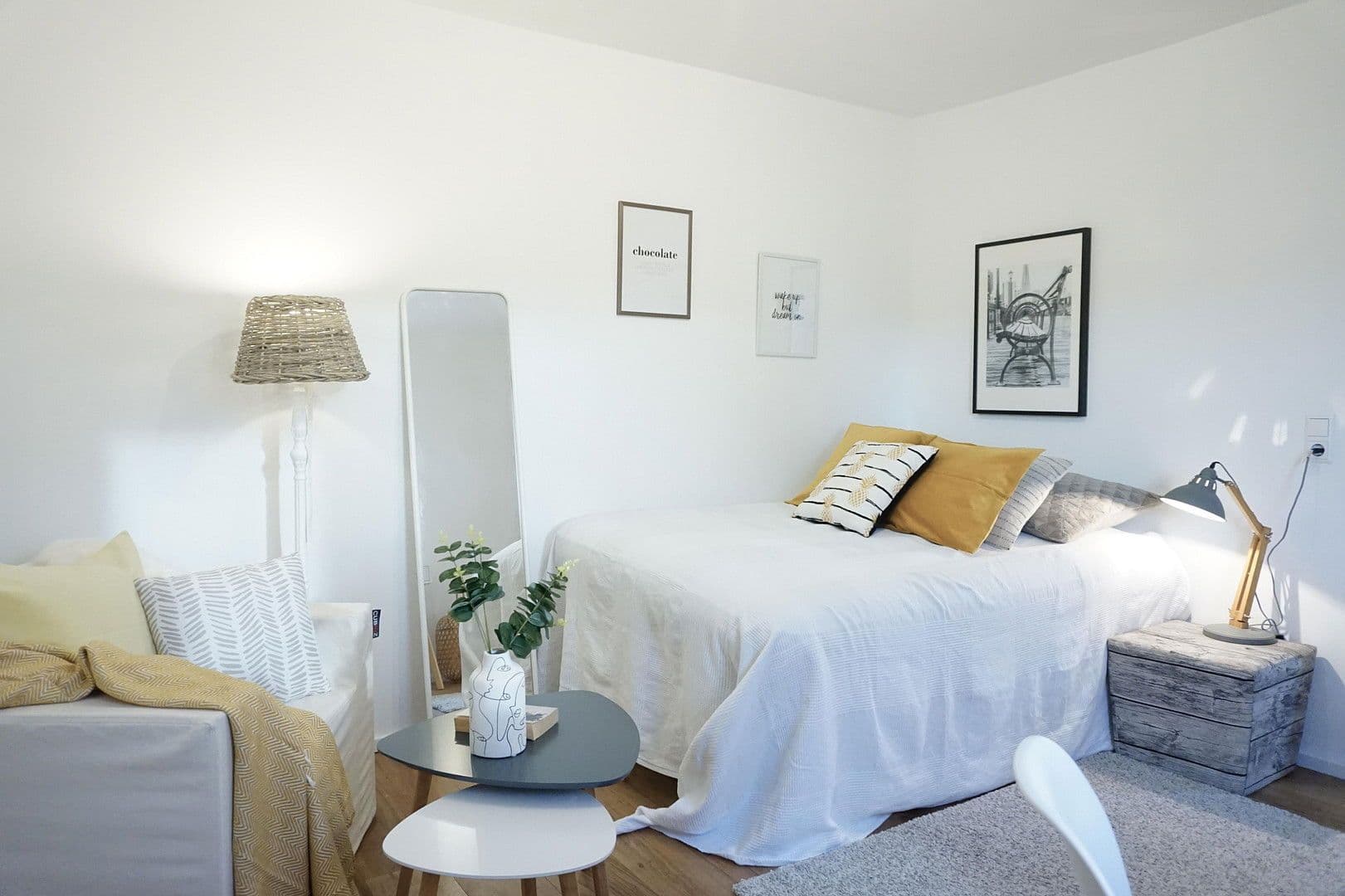 Pronájem bytu 2+1 28 m², Kufsteiner Str.30, Stuttgart, Bádensko-Württembersko Pronájem bytu 2+1 28 m², Kufsteiner Str.30, Stuttgart, Bádensko-Württembersko