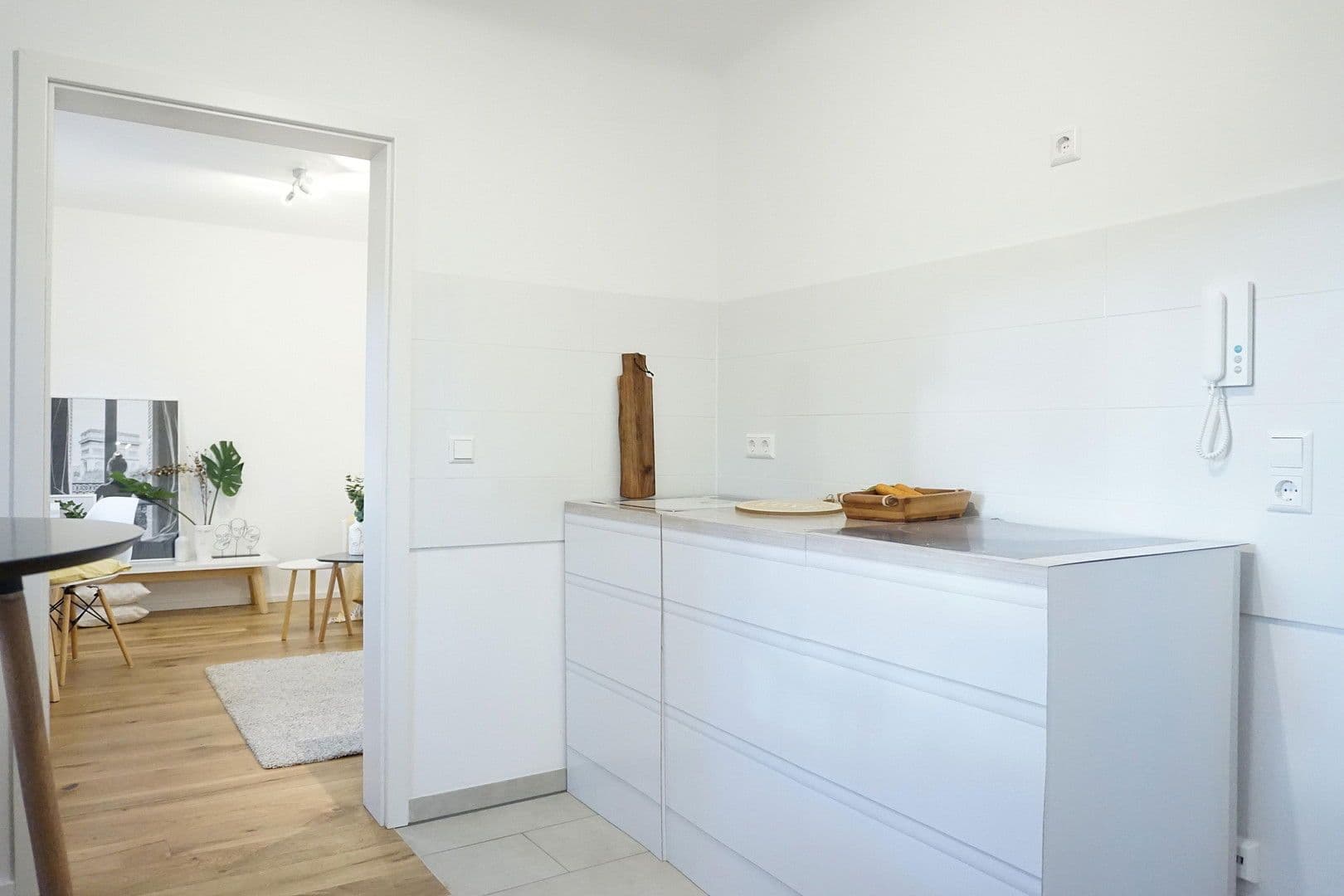 Pronájem bytu 2+1 28 m², Kufsteiner Str.30, Stuttgart, Bádensko-Württembersko Pronájem bytu 2+1 28 m², Kufsteiner Str.30, Stuttgart, Bádensko-Württembersko