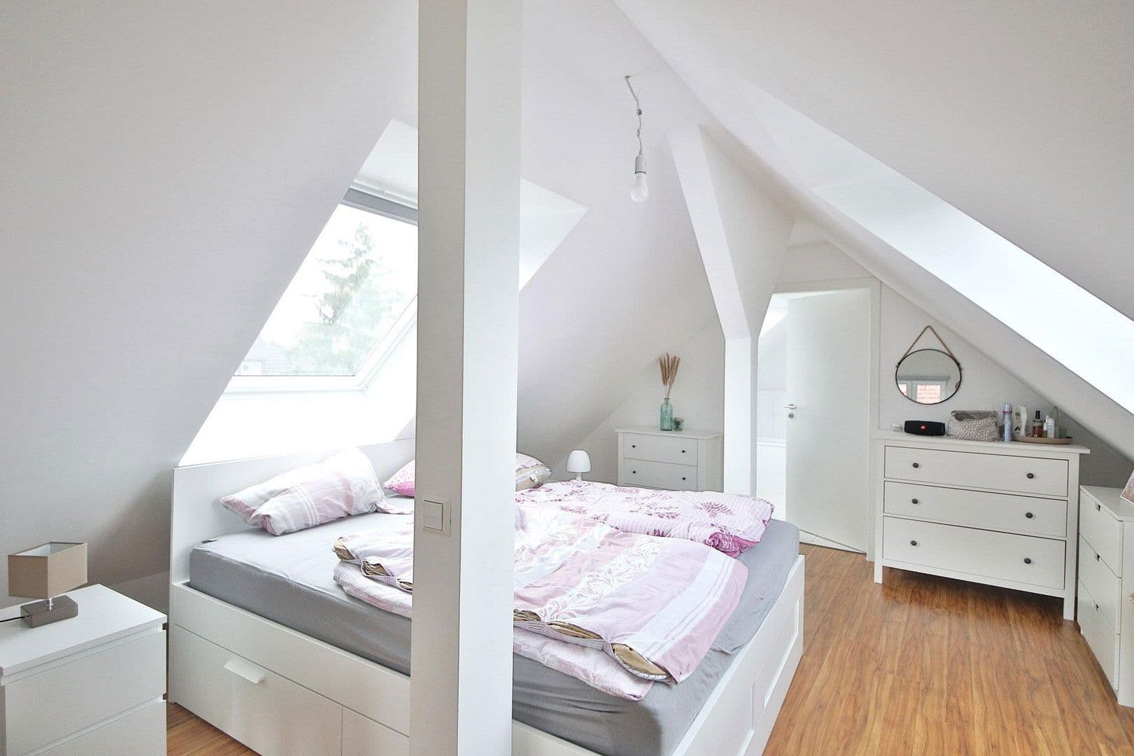 Prodej bytu 3+1 97 m², Kaiserstraße 37, Reutlingen, Bádensko-Württembersko Prodej bytu 3+1 97 m², Kaiserstraße 37, Reutlingen, Bádensko-Württembersko