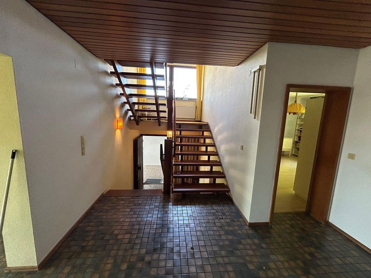 Prodej domu 157 m², pozemek 1.744 m², Annweiler am Trifels, Porýní-Falc Prodej domu 157 m², pozemek 1.744 m², Annweiler am Trifels, Porýní-Falc