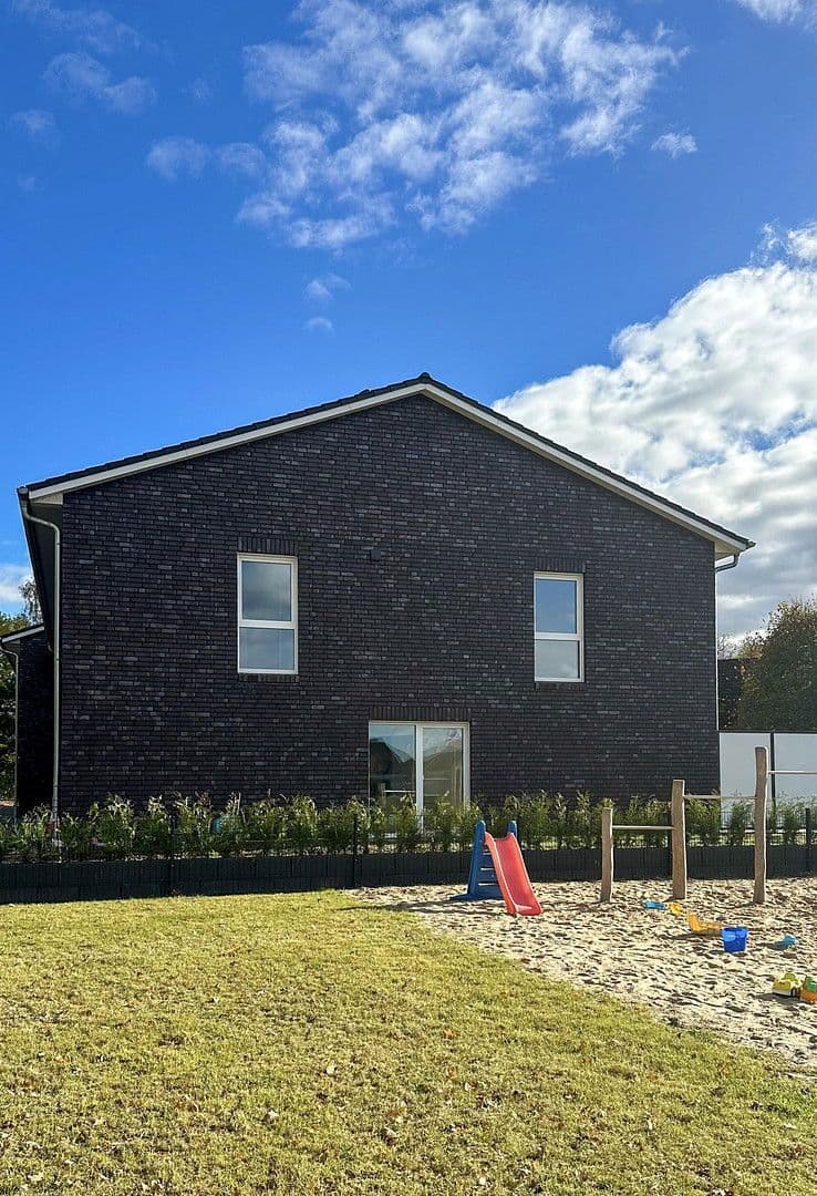 Pronájem domu 131 m², pozemek 85 m², Appelboomtwiete, 10, Alveslohe, Šlesvicko-Holštýnsko Pronájem domu 131 m², pozemek 85 m², Appelboomtwiete, 10, Alveslohe, Šlesvicko-Holštýnsko