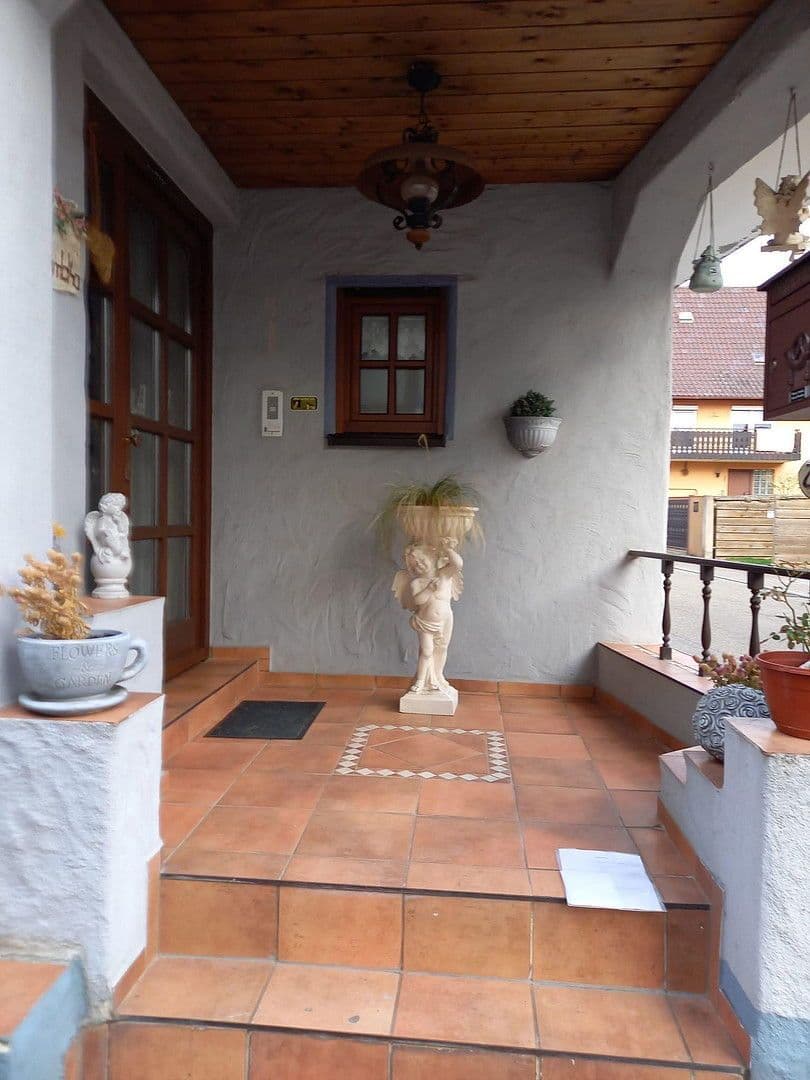 Prodej domu 220 m², pozemek 747 m², Bretten, Bádensko-Württembersko Prodej domu 220 m², pozemek 747 m², Bretten, Bádensko-Württembersko