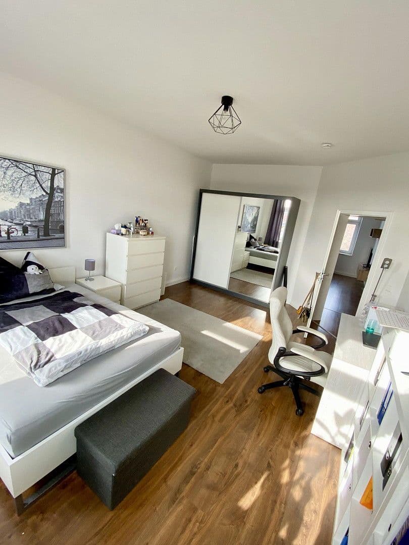 Pronájem bytu 1+1 20 m², Pfarrer-Dr.-Hoffmann-Str. 14, Wachtberg, Severní Porýní-Vestfálsko Pronájem bytu 1+1 20 m², Pfarrer-Dr.-Hoffmann-Str. 14, Wachtberg, Severní Porýní-Vestfálsko