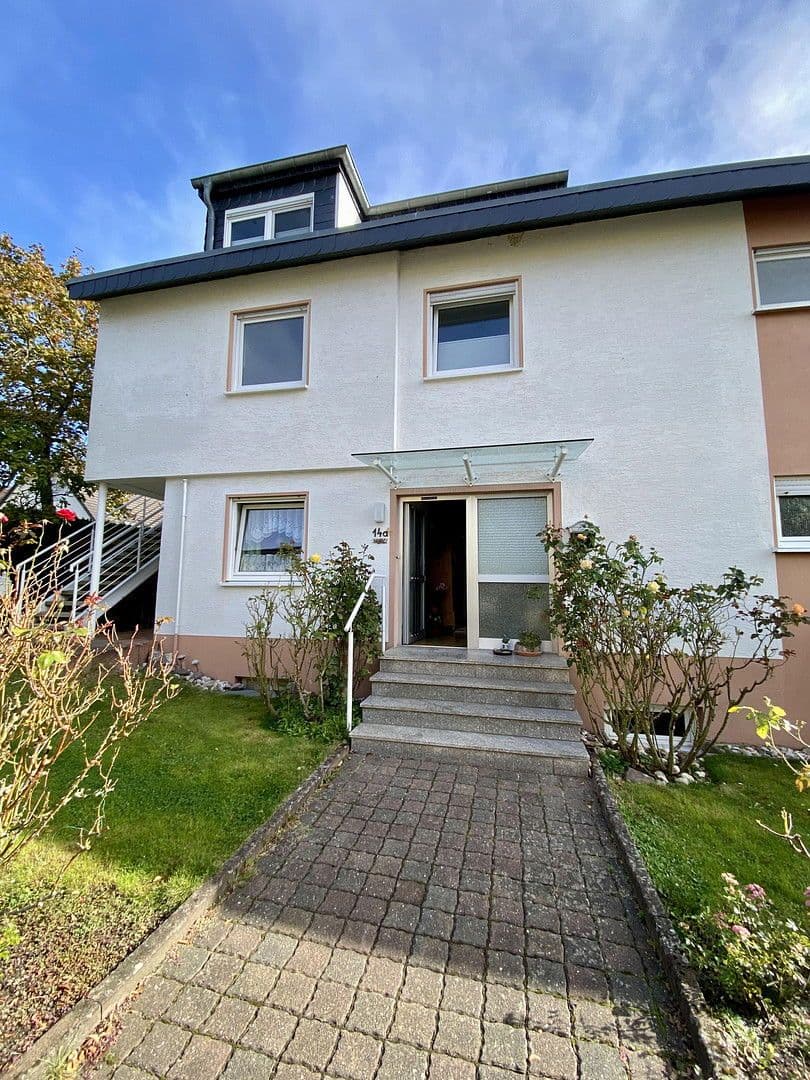 Pronájem bytu 1+1 20 m², Pfarrer-Dr.-Hoffmann-Str. 14, Wachtberg, Severní Porýní-Vestfálsko Pronájem bytu 1+1 20 m², Pfarrer-Dr.-Hoffmann-Str. 14, Wachtberg, Severní Porýní-Vestfálsko