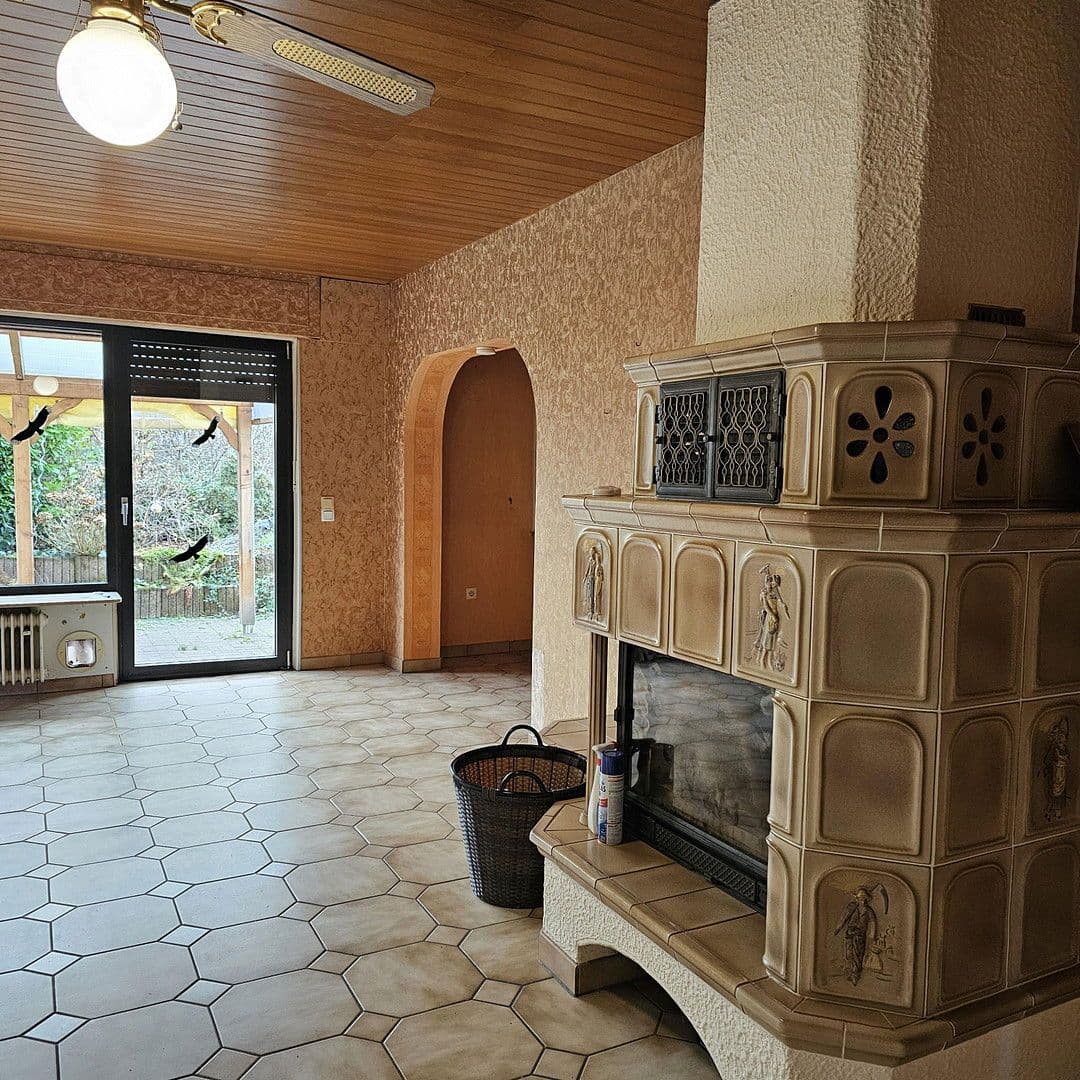 Prodej domu 260 m², pozemek 791 m², Neunkirchen, Země Sársko Prodej domu 260 m², pozemek 791 m², Neunkirchen, Země Sársko