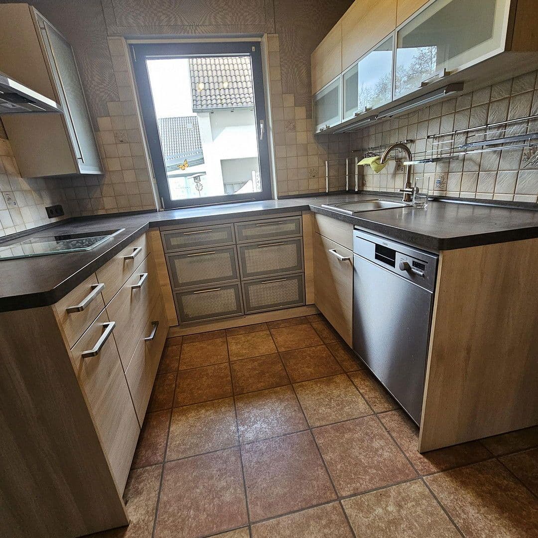 Prodej domu 260 m², pozemek 791 m², Neunkirchen, Země Sársko Prodej domu 260 m², pozemek 791 m², Neunkirchen, Země Sársko