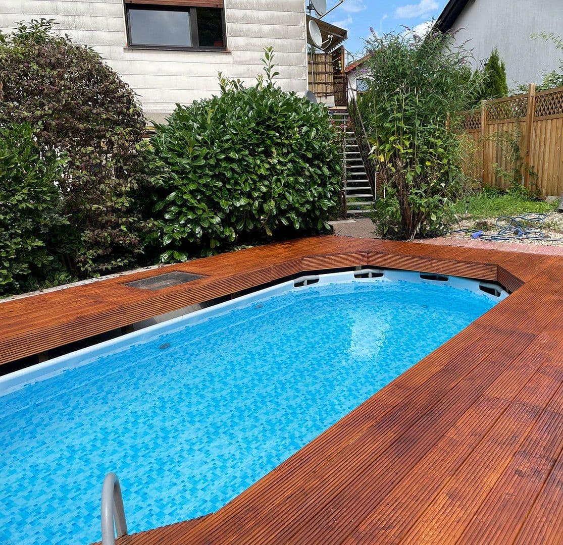 Prodej domu 260 m², pozemek 791 m², Neunkirchen, Země Sársko Prodej domu 260 m², pozemek 791 m², Neunkirchen, Země Sársko