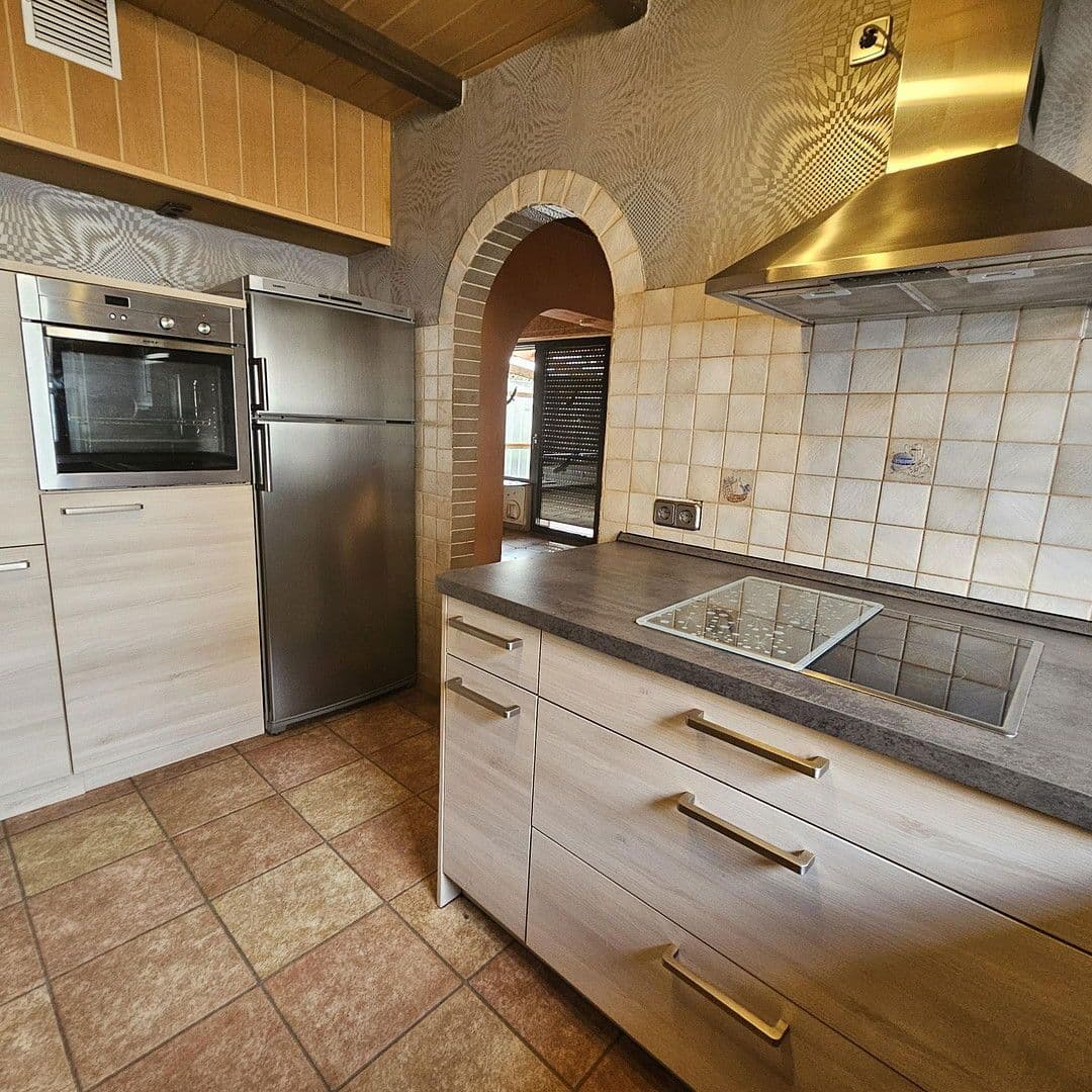 Prodej domu 260 m², pozemek 791 m², Neunkirchen, Země Sársko Prodej domu 260 m², pozemek 791 m², Neunkirchen, Země Sársko