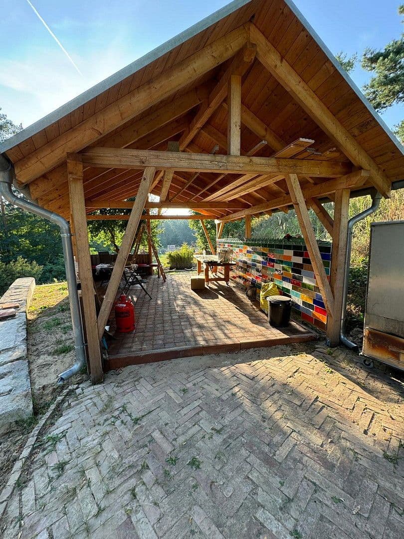 Prodej domu 620 m², pozemek 30.000 m², Lindenstraße 15, Neuhardenberg, Braniborsko Prodej domu 620 m², pozemek 30.000 m², Lindenstraße 15, Neuhardenberg, Braniborsko