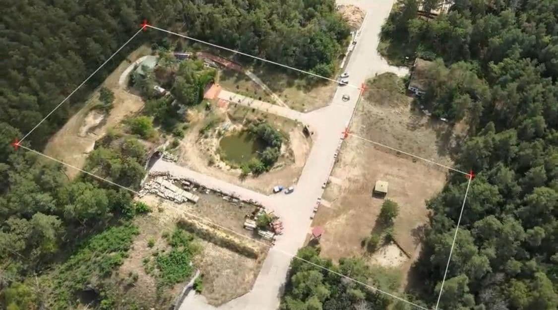 Prodej domu 620 m², pozemek 30.000 m², Lindenstraße 15, Neuhardenberg, Braniborsko Prodej domu 620 m², pozemek 30.000 m², Lindenstraße 15, Neuhardenberg, Braniborsko