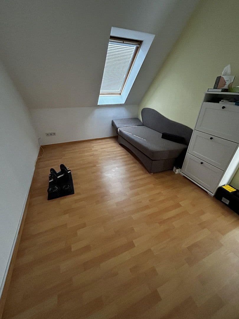 Pronájem bytu 3+1 70 m², Pilgramer Straße 259, Berlin, Berlín Pronájem bytu 3+1 70 m², Pilgramer Straße 259, Berlin, Berlín