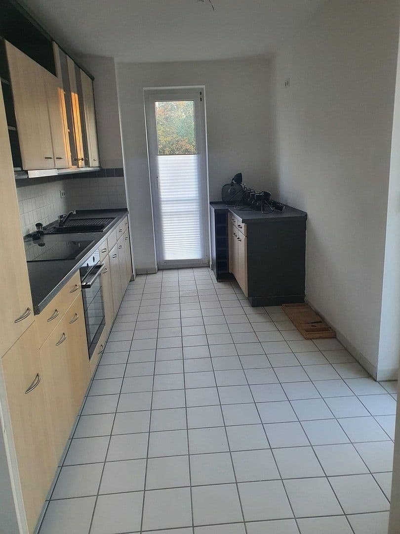 Pronájem bytu 3+1 74 m², Beethovenring 25, Königs Wusterhausen, Braniborsko Pronájem bytu 3+1 74 m², Beethovenring 25, Königs Wusterhausen, Braniborsko