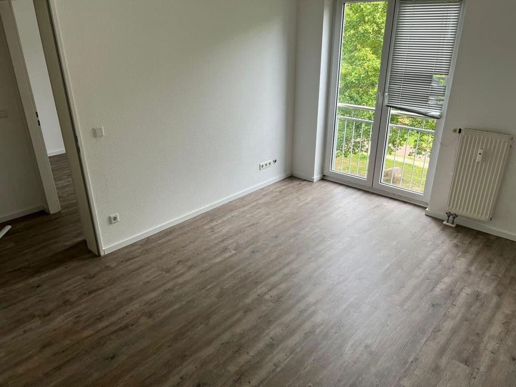 Pronájem bytu 3+1 74 m², Beethovenring 25, Königs Wusterhausen, Braniborsko Pronájem bytu 3+1 74 m², Beethovenring 25, Königs Wusterhausen, Braniborsko