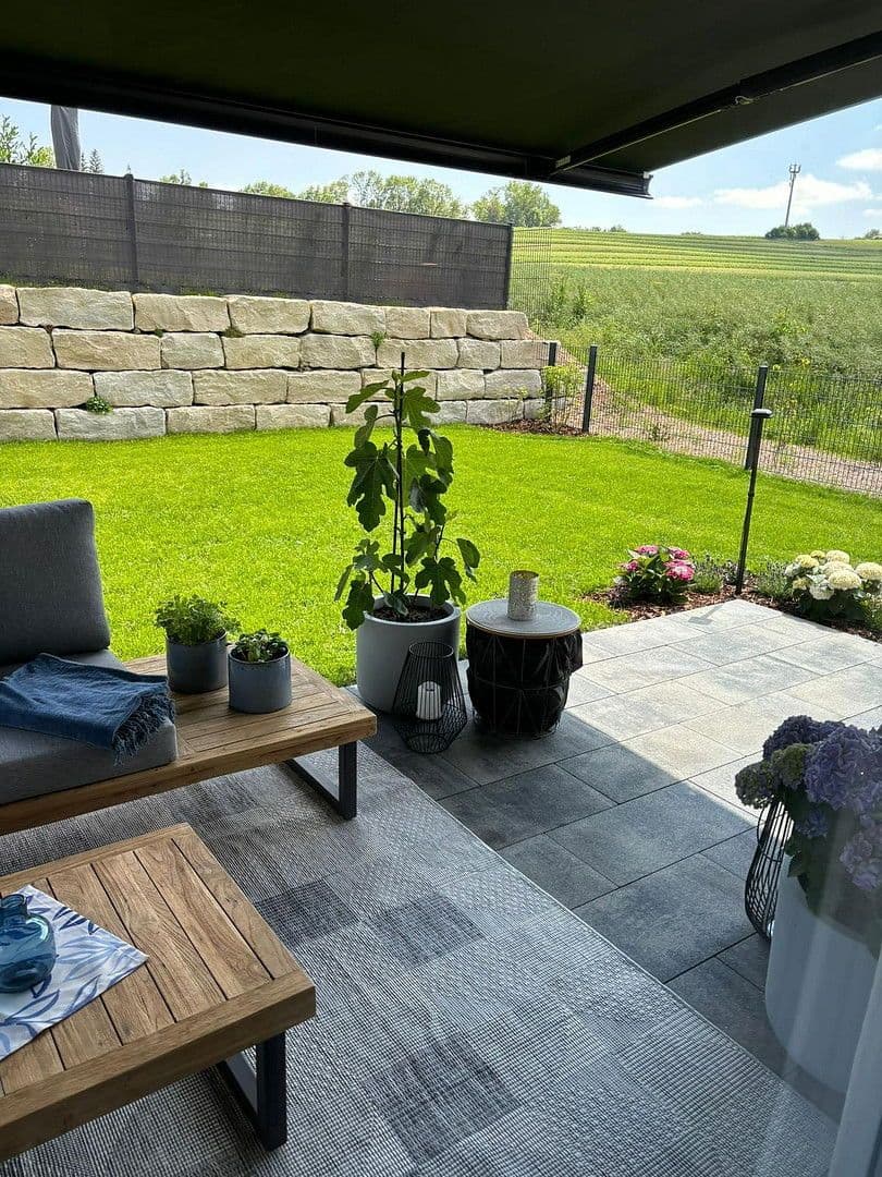 Pronájem bytu 4+1 104 m², Boschstraße 3, Heldenstein, Bavorsko Pronájem bytu 4+1 104 m², Boschstraße 3, Heldenstein, Bavorsko