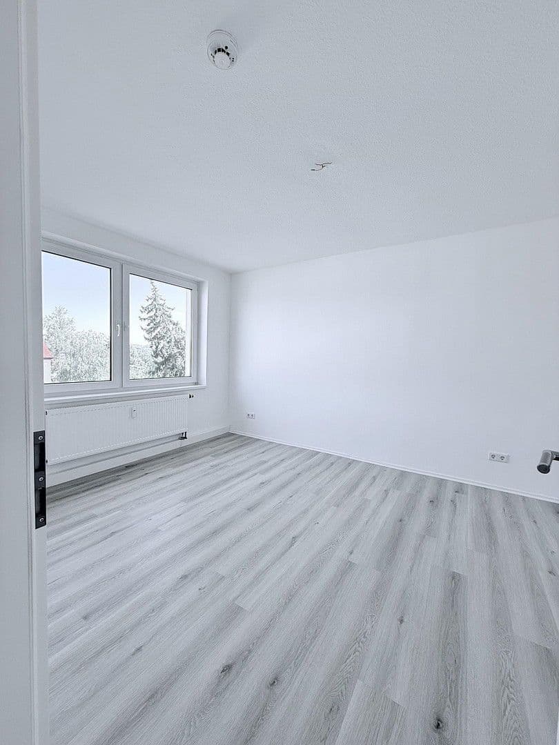 Pronájem bytu 2+1 47 m², Werner Seelenbinder Straße 33, Apolda, Durynsko Pronájem bytu 2+1 47 m², Werner Seelenbinder Straße 33, Apolda, Durynsko