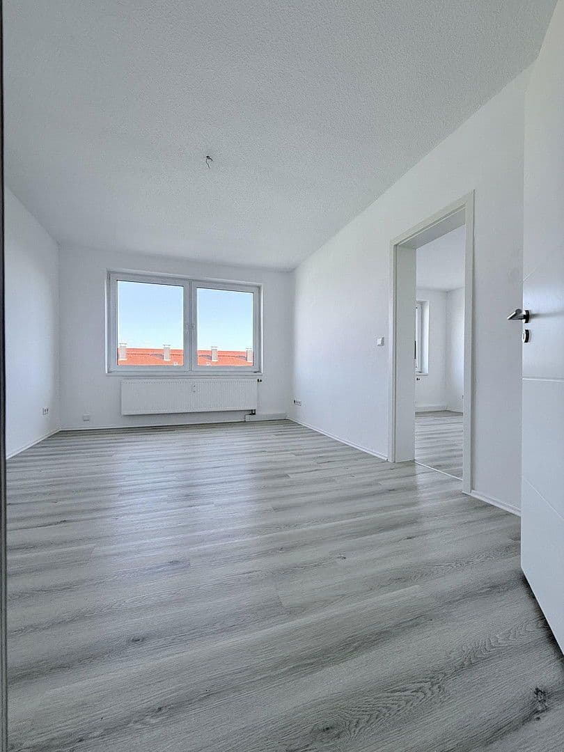 Pronájem bytu 2+1 47 m², Werner Seelenbinder Straße 33, Apolda, Durynsko Pronájem bytu 2+1 47 m², Werner Seelenbinder Straße 33, Apolda, Durynsko
